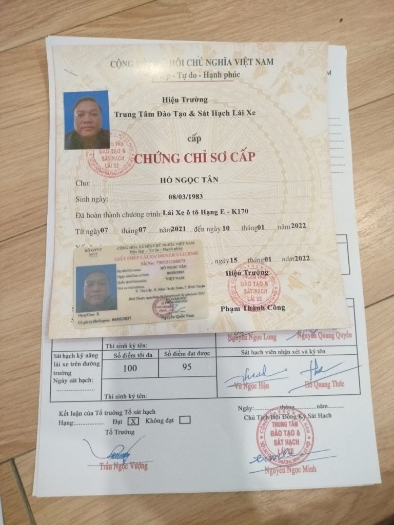 Bằng Lái Xe Hạng E – Dành Cho Ô Tô Chở Trên 30 Chỗ